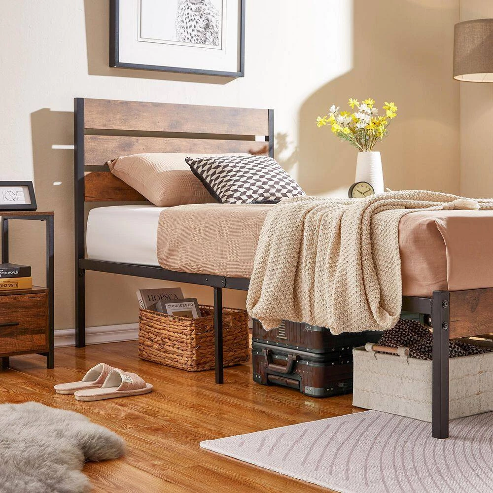 12 in. Full Size Metal Platform Bed Frame with Wooden Headboard and Footboard Non-Slip without Noise by VECELO 9 12 in. Full Size Metal Platform Bed Frame with Wooden Headboard and Footboard Non-Slip without Noise by VECELO - Image 7